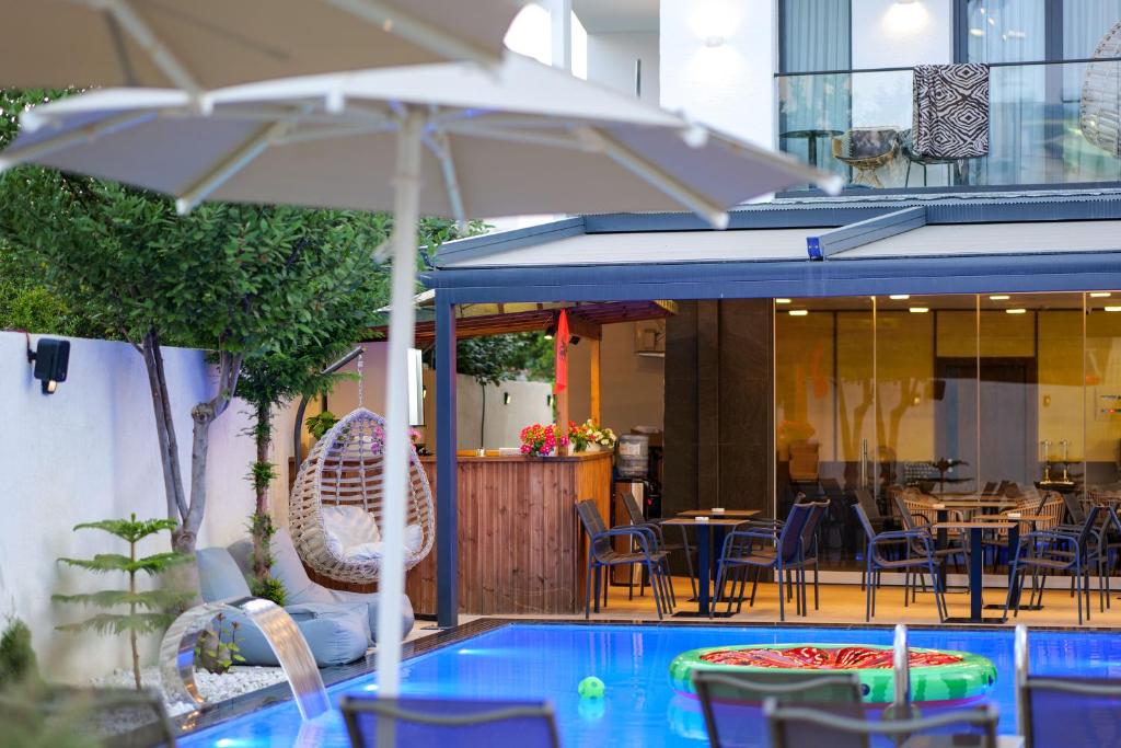 hotel mano pamje e hotelit