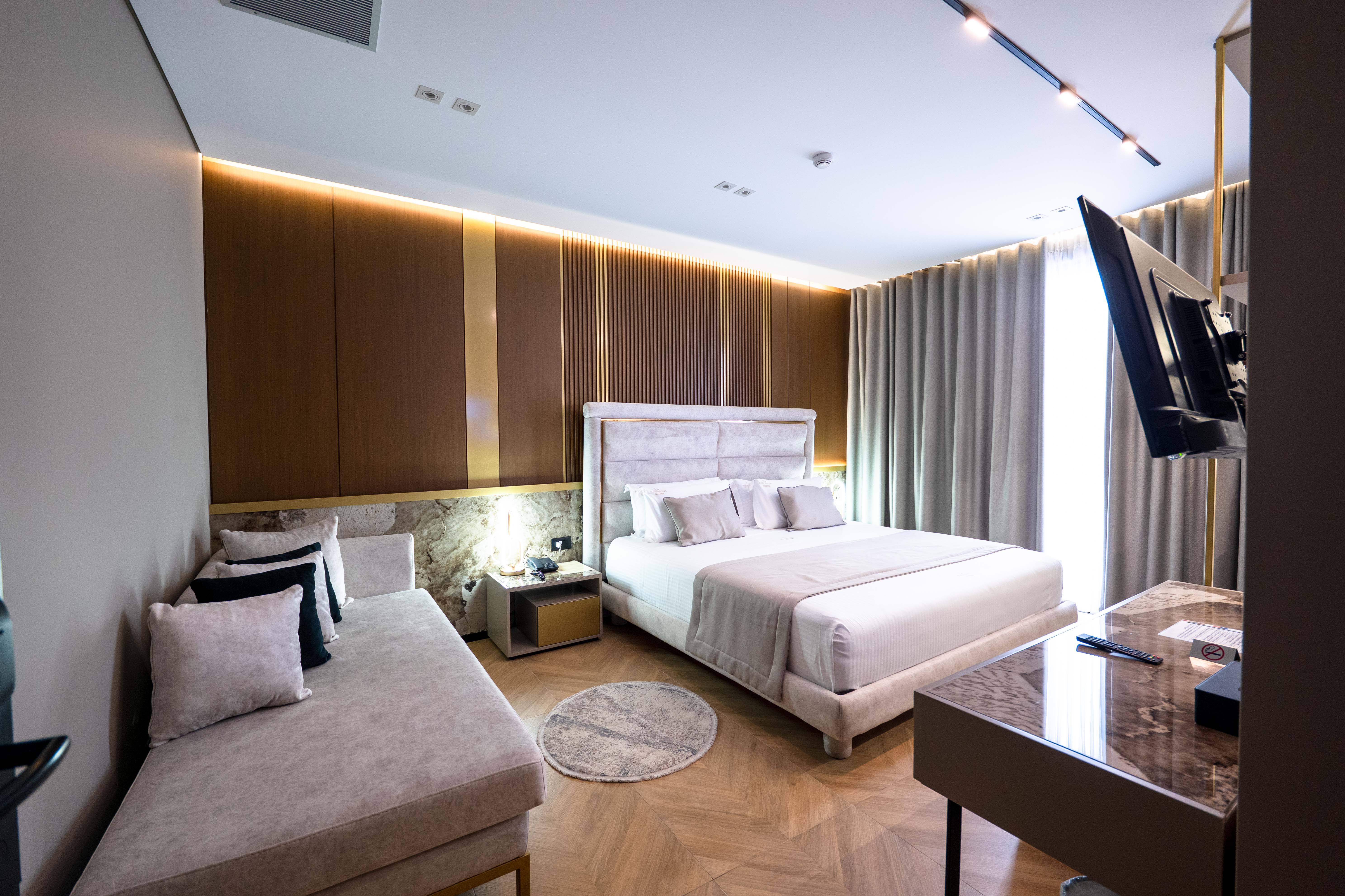 kosta apt